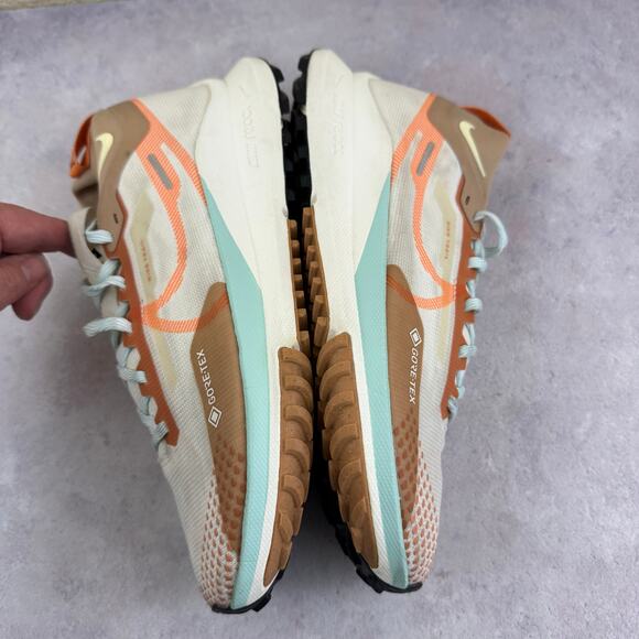 Nike Pegasus Trail 4 GTX Gore-Tex Men Size 8 Running Shoes Tan FN8886-181 main image 6